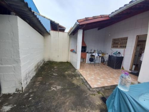 Imagem 7 de 14 de Casa Lote Inteiro Com 2 Quartos Em Itanhaém/sp