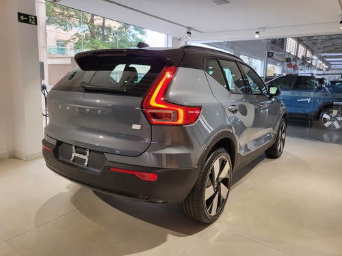 Volvo XC40 P8 RECHARGE TWIN ELECTRIC ULTIMATE AWD