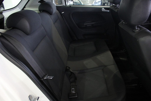 Imagem 9 de 13 de Volkswagen Gol City 1.0 Mi Total Flex 8v 4p