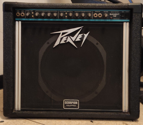 Amplificador Peavey Scorpion Bandit 112