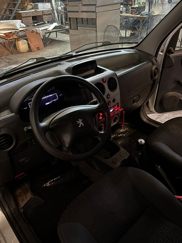Peugeot Partner 1.6 Hdi Furgon Confort 92