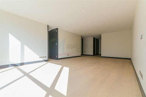 Departamento En Arriendo De 4 Dorm. En Las Condes
