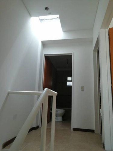 Imagen 5 de 9 de Duplex Con Jardin