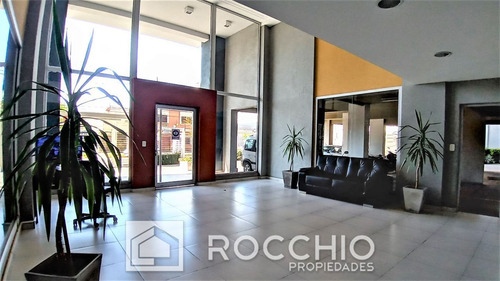 Imagen 4 de 14 de Departamento En Venta En Caseros