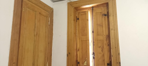 Hermosa Casa A Una Cuadra De La Estacion De Temperley!!