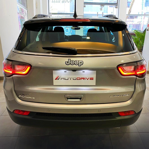 Imagen 12 de 25 de Jeep Compass Limited Plus H 2023