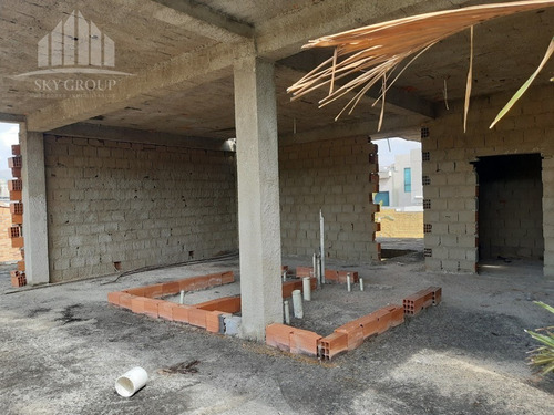 Casa En Venta Obra Gris Lomas Del Country Casa En Construccion Atc-623