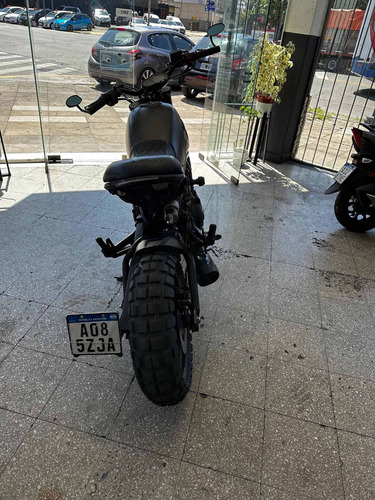 Imagen 9 de 20 de Benelli Leoncino 500