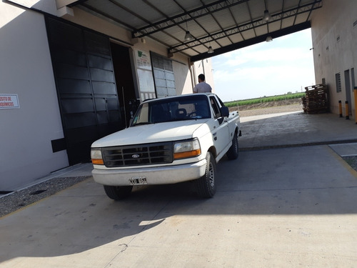 Ford F-100 2.5 I Xl Aa 1998