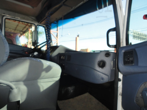 Mb 1718 Ano 2010 Toco Sider