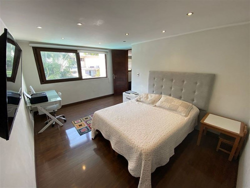 Imagen 11 de 22 de Casa En Venta De 5 Dorm. Sector Alto Las Condes