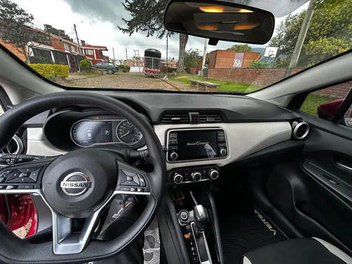 Nissan Versa 1.6 Advance