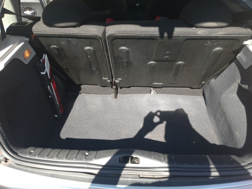 Imagem 10 de 15 de Citroën C3 2006 1.4 8v Glx Flex 5p