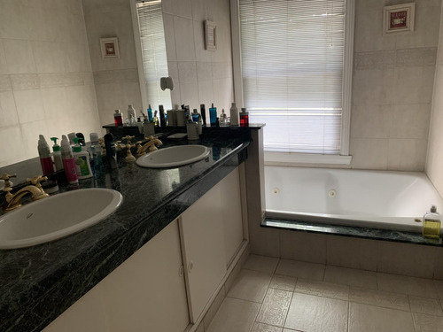 Casa En Venta En Martindale, Pilar