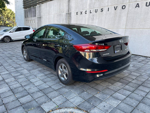 Imagen 4 de 11 de Hyundai Elantra 2018 2.0 Gls At