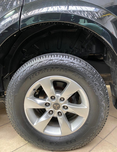 Mitsubishi Pajero Dakar 2013 3.5 Flex 7 Lugares Preto