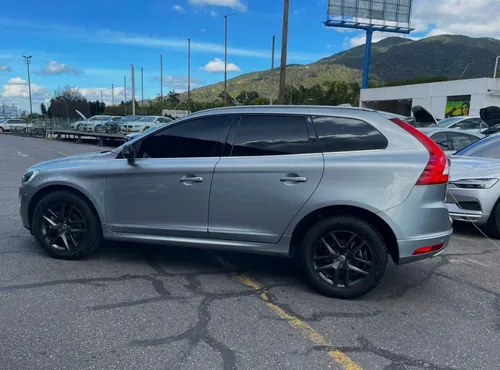 Volvo XC60 2.0 T5 Awd Summum