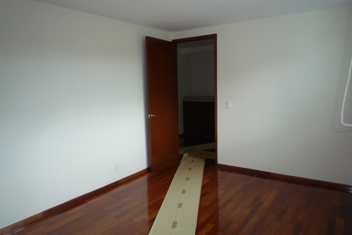 Departamento 3 Recamaras, 3 Baños Completos, 1 Estacionamiento Renta