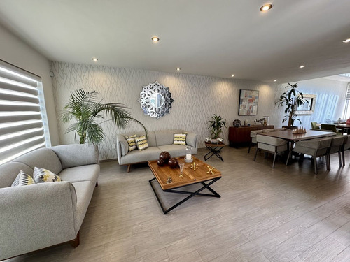 Cómoda Residencia De Una Planta- Juriquilla