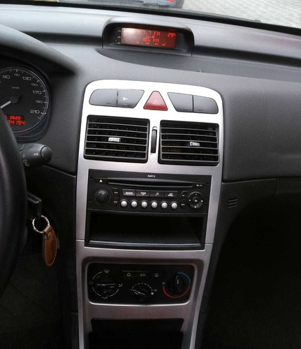Peugeot 307 1.6 Presence Flex 5p 2008