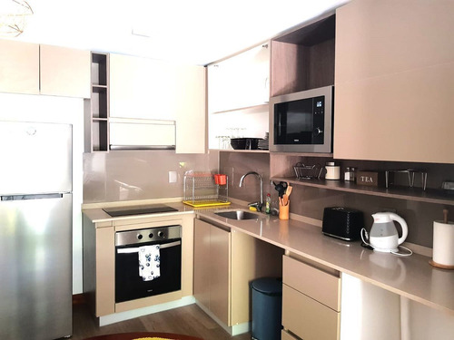 Departamento En Venta, Frente Al Lago