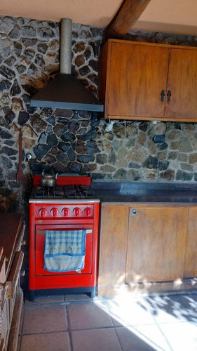 Casa En Venta - 3 Dormitorios 2 Baños - Azul