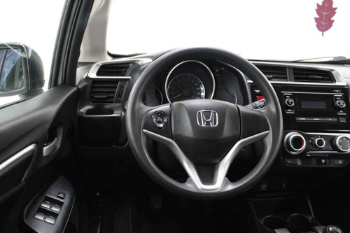Imagen 12 de 15 de Honda Fit 2016 4 Cilindros