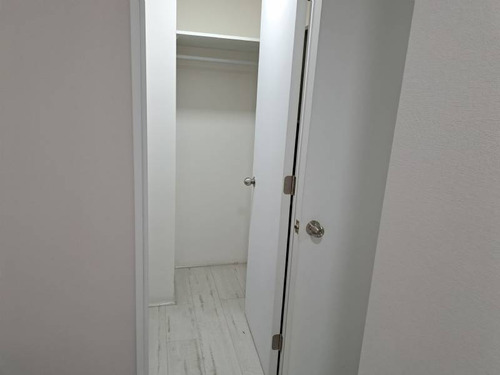 3hab, 2 Baños, Estac Y Bodega - Lo Ovalle Con Gran Avenida
