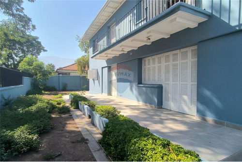 Gran Y Remodelada Casa En Ñuñoa