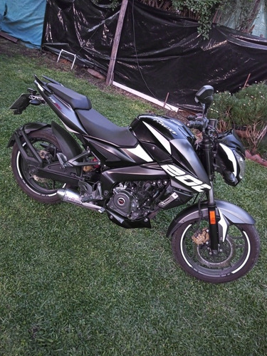Imagen 10 de 16 de Bajaj Rouser Ns200