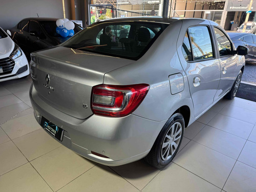 Renault Logan 1.6 EXPRESSION 8V FLEX 4P MANUAL