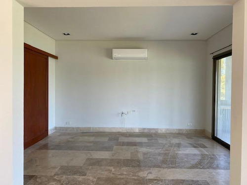 Imagen 16 de 30 de Casa En Venta En San Benito, Villanueva, Tigre