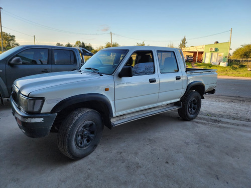 Toyota Hilux 3.0 D/cab 4x2 D Dx