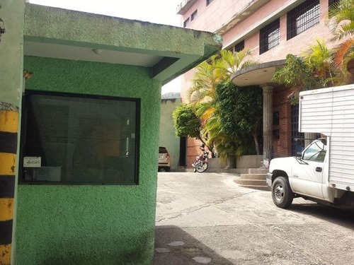 Imagen 25 de 28 de Excelente Galpon Industrial De 4.500 Mts Urb La Yaguara Mls # 22-4957
