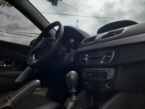 Imagem 15 de 22 de Renault/fluence
