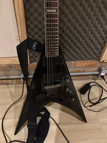 Esp ltd on sale v 200