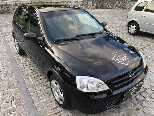 Imagem 2 de 13 de Chevrolet Corsa 2003 1.0 5p
