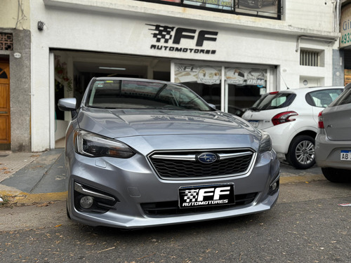 Excelente Subaru Impreza 2.0i
