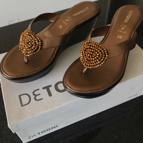 Sandalias Detogni Mujer 36 Doradas (nuevas)