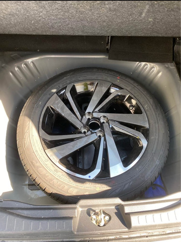 Toyota Raize 1.0T Xle Fwd Cvt