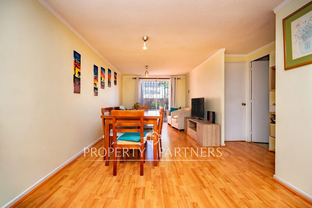 Imagen 4 de 26 de Casa De 1 Piso En Venta En Sector Residencial De P...