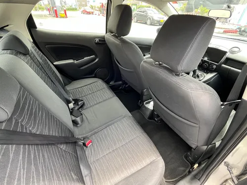 Mazda 2 1.5cc Mt Aa 4x2