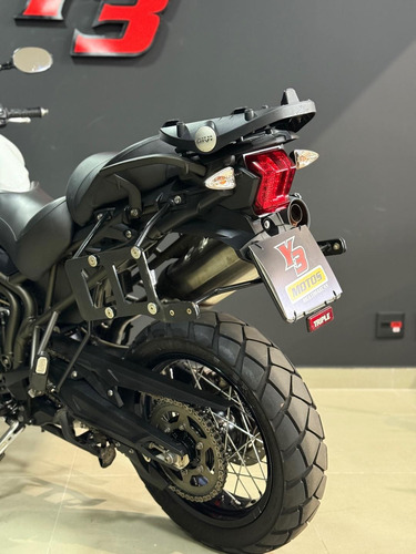 Triumph Tiger 800 Xcx