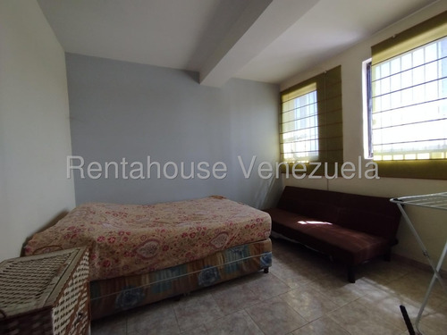 Apartamento En Alquiler, Conjunto Residencial Parque Coropo, Santa Rita 25-17438 Jecg