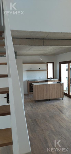 Imagen 28 de 30 de Loft ( Departamento - Duplex)- Calle 38 Entre 6 Y Plaza Olazabal- La Plata