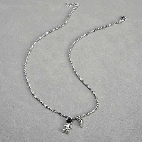 2 Collares Con Clavícula Magnética Con Forma De Astronauta P