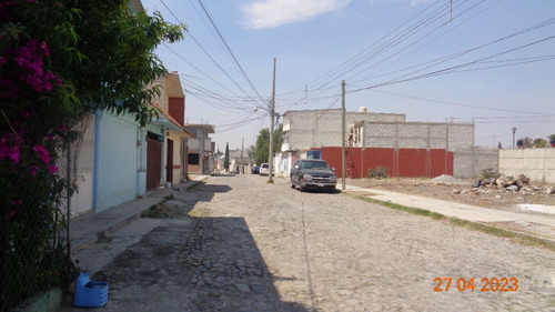 Terreno Regular, En Privada, Ideal Para Casa Habitación O Negocio Comercial, De 680m2, Bardeado Al 90%, Con Cimentación De Piedra Y Block De Tabique, En Villas De Tezontepec, Hidalgo