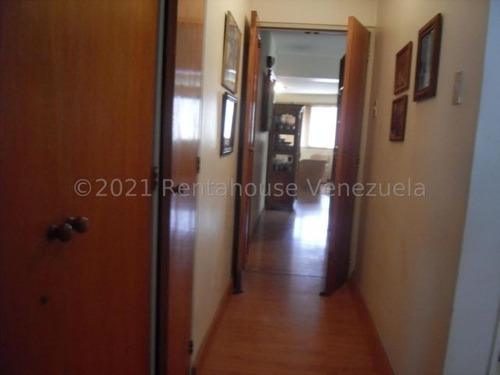Imagen 26 de 30 de Gustavo Zavala Rentahouse 22-13589