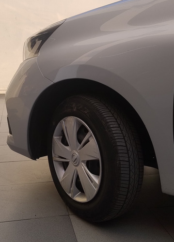 Nissan March 1.6 Sense At