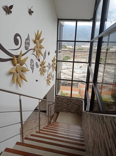 Imagen 10 de 19 de Bello Penthouse Frutas Condominio Guatire
